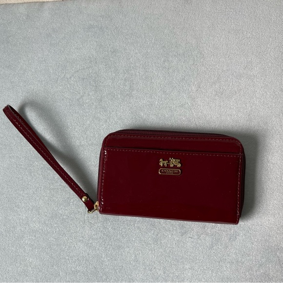 Coach Patent Leather Wristlet - Picture 1 of 6